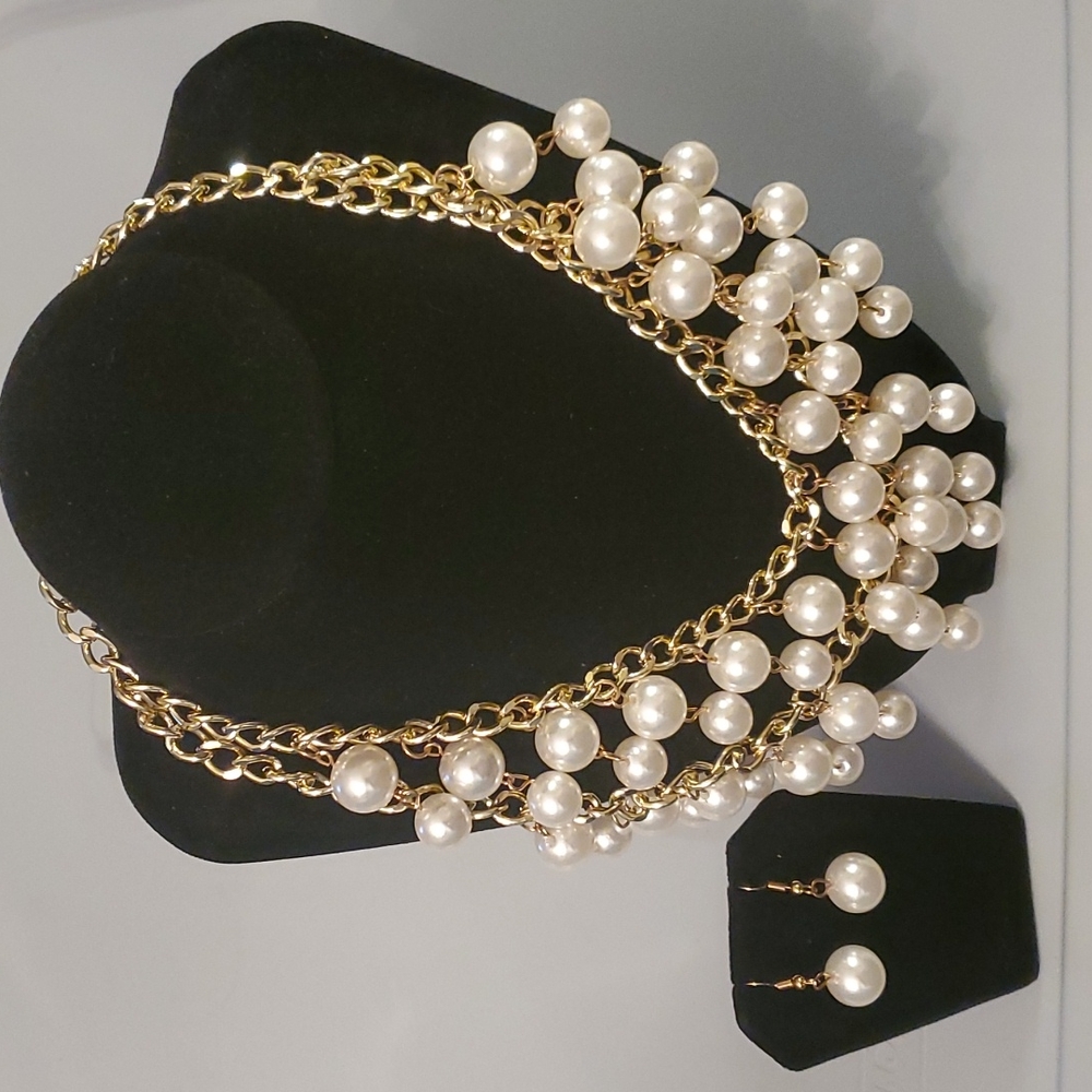 NWOT(set) Multi-layer large faux pearl goldtone necklace and earrings set. - Picture 1 of 5
